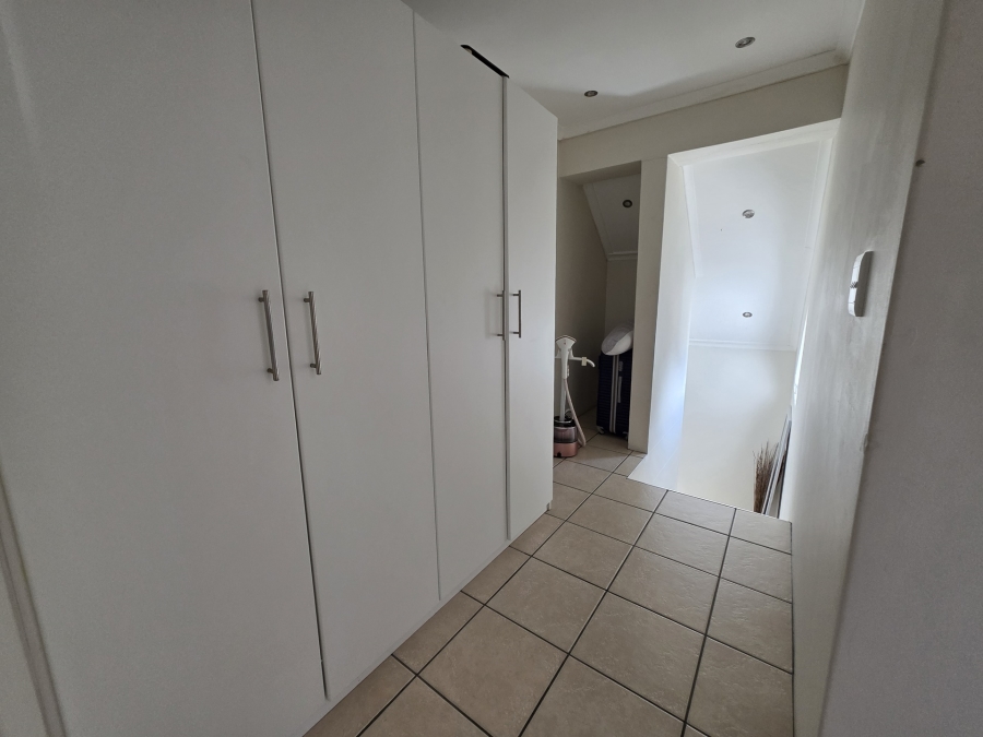 2 Bedroom Property for Sale in Bredasdorp Western Cape